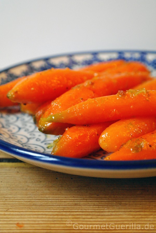 Glazed carrots with limes